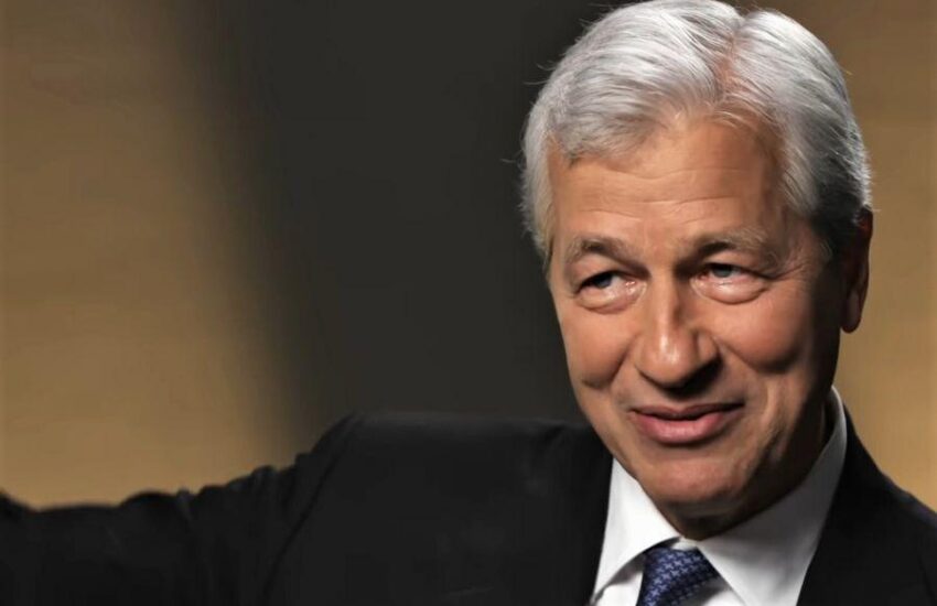 JPMorgan Boss Dimon Takes Another Badly Timed Swing at Bitcoin