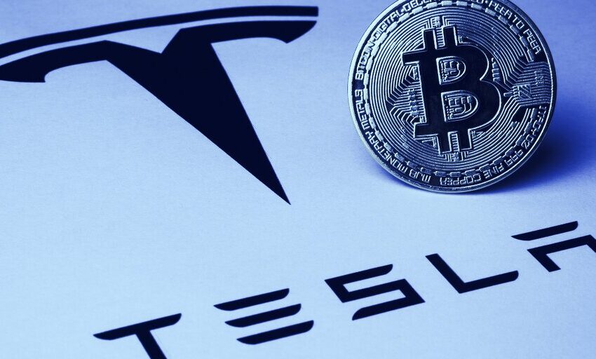 Las tenencias de Bitcoin de Tesla le dieron a la compañía una ganancia de $ 1 mil millones