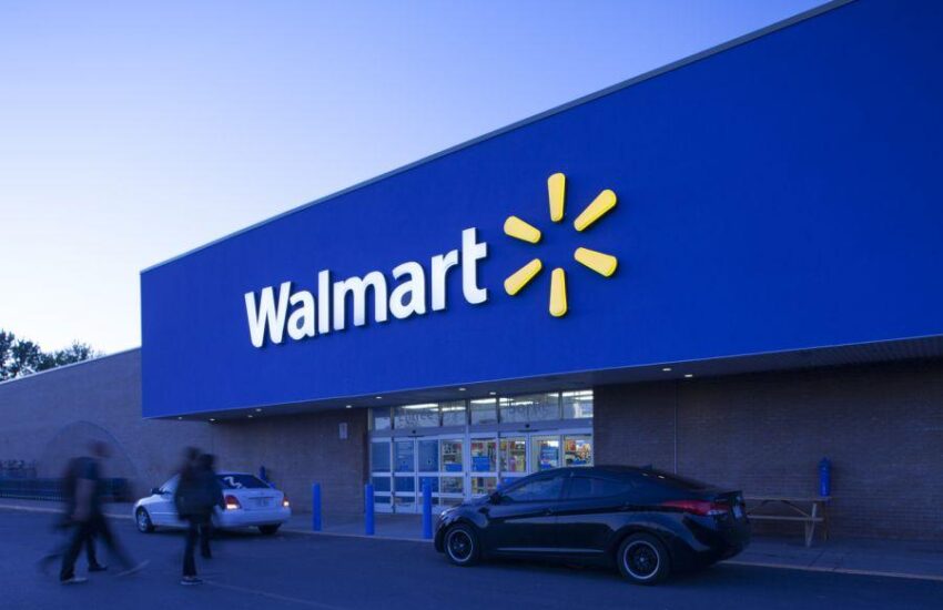 Walmart Begins Bitcoin ATM Pilot at 200 American Stores