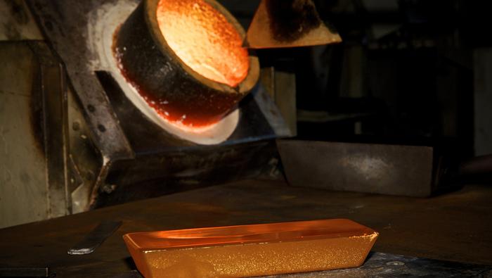 Gold Slides as Markets Mull Over Timeline Between Taper and Tightening