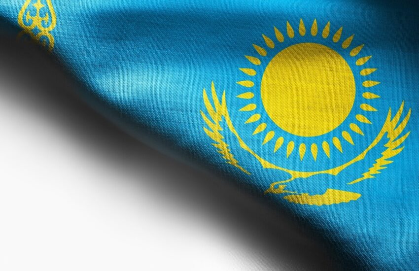Kazakhstan Caps Most Retail Investors’ Crypto Purchases at USD 1,000 a Month