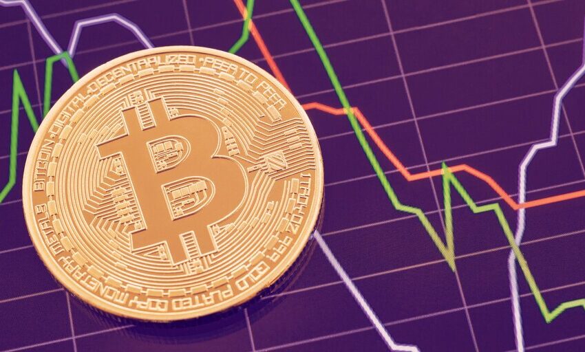 Bitcoin y Ethereum comienzan a subir lentamente después de una semana horrible