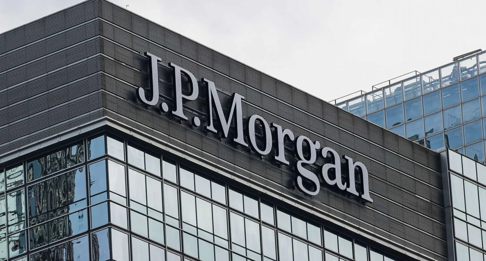 El banco más grande de Estados Unidos, JPMorgan, se une al metaverso con Decentraland (MANA)