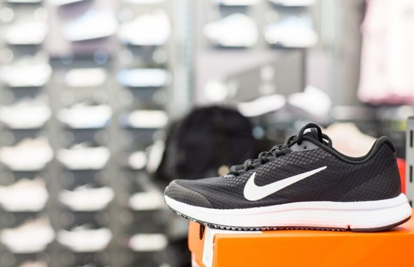 Nike pide a la corte de Nueva York que impida que el minorista StockX venda NFT de sus zapatos