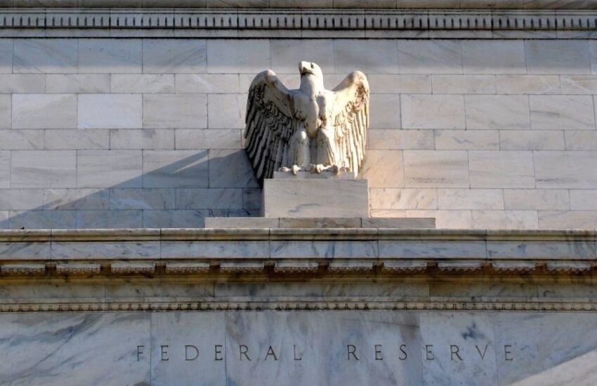 Bitcoin se consolida cuando la Fed comienza su reunión de dos días