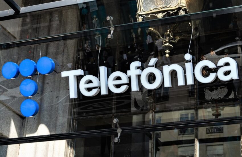 El gigante español de las telecomunicaciones Telefónica evalúa opciones de pago criptográfico
