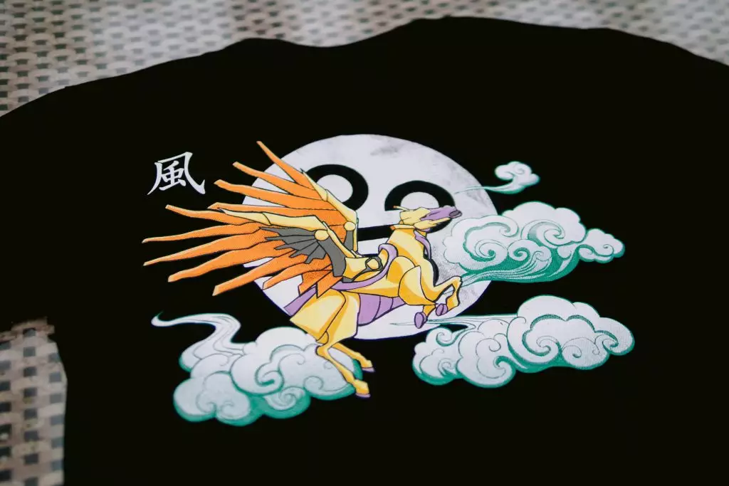 Camisa Pegaxy con diseño japonés Zan en la espalda