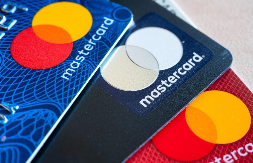 Mastercard lanza un plan para ayudar a las instituciones bancarias a ofrecerle transacciones en criptomonedas – CoinLive