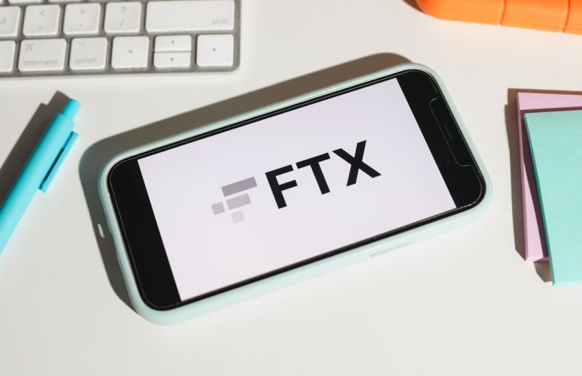 Las compañías de noticias de EE. UU. quieren que la corte desclasifique la identidad del acreedor de FTX – CoinLive