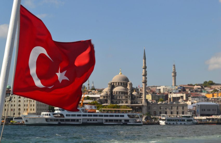 Turkey bans cryptocurrency payments