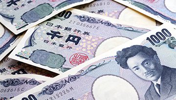 Japanese Yen in Focus as Crude Oil Sails South. Will Lower Energy Prices Sink USD/JPY?