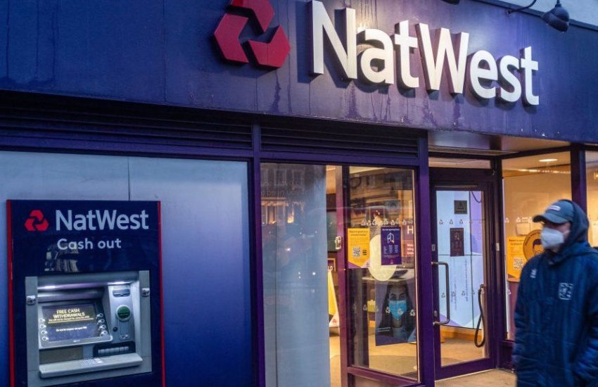NatWest Bank impone un límite de pago de intercambio de criptografía mensual de $6,000, citando preocupaciones de fraude: aquí está lo último