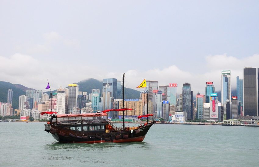 New Report: U.S. Crypto Crackdown Boosts Hong Kong