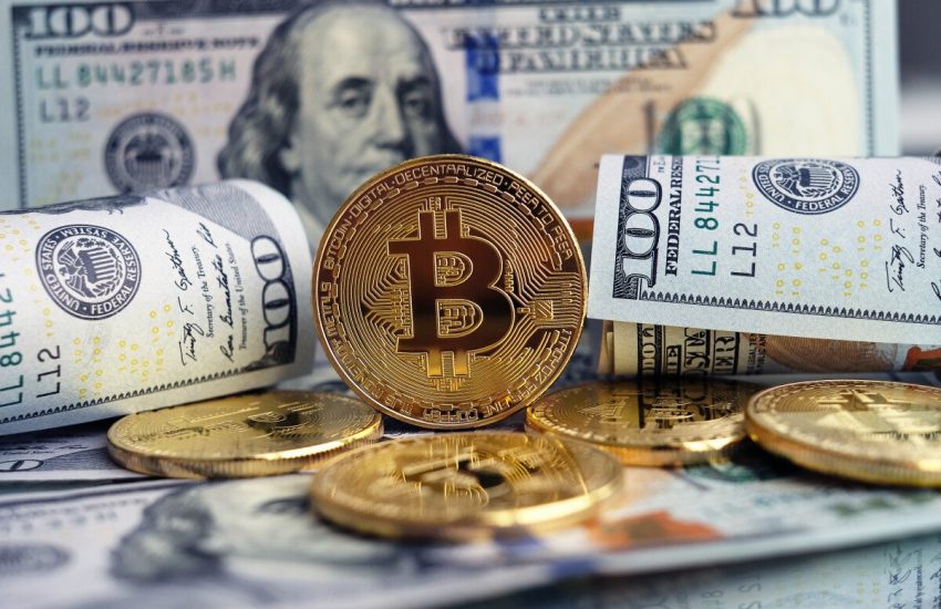 Bitcoin Consolidates Ahead of Key US Jobs Data, But Falling Yields Could Signal Incoming BTC Price Pump