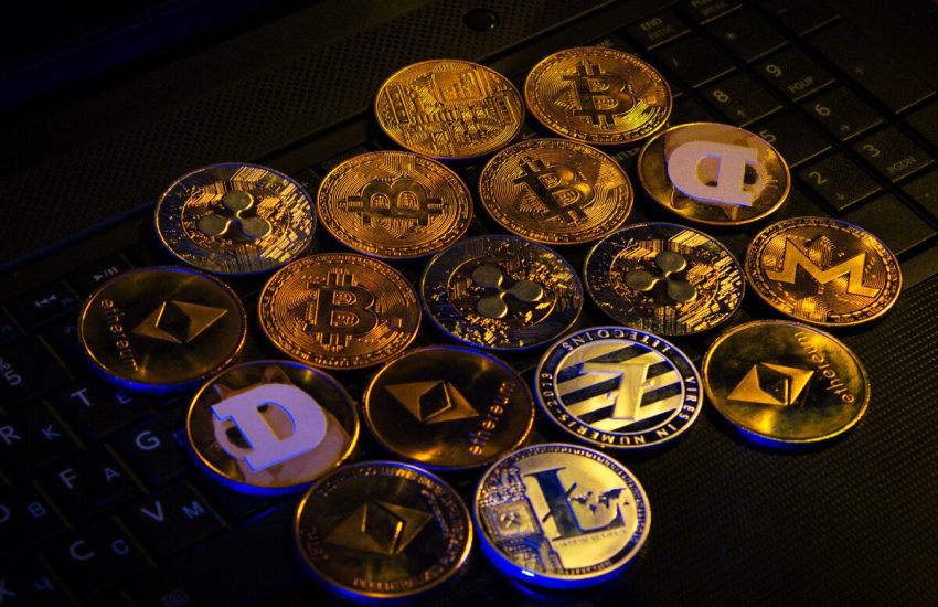 Las 5 monedas más populares en Dextools hoy: RefundCoin, GMFAM, Ben, Pepe, Papi Chulo