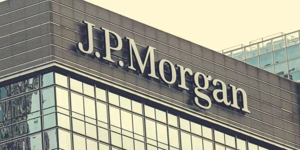 JP Morgan- La demanda aumenta entre los comerciantes minoristas a pesar de las fuertes liquidaciones