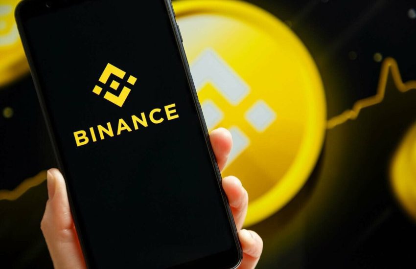 Binance Sees $700 Million in Ethereum Outflows Amid SEC Charges, Highest Since March Crypto Crisis