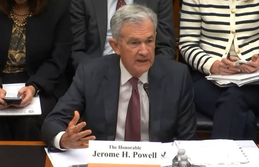 El dólar estadounidense cae a mínimos del día tras Powell
