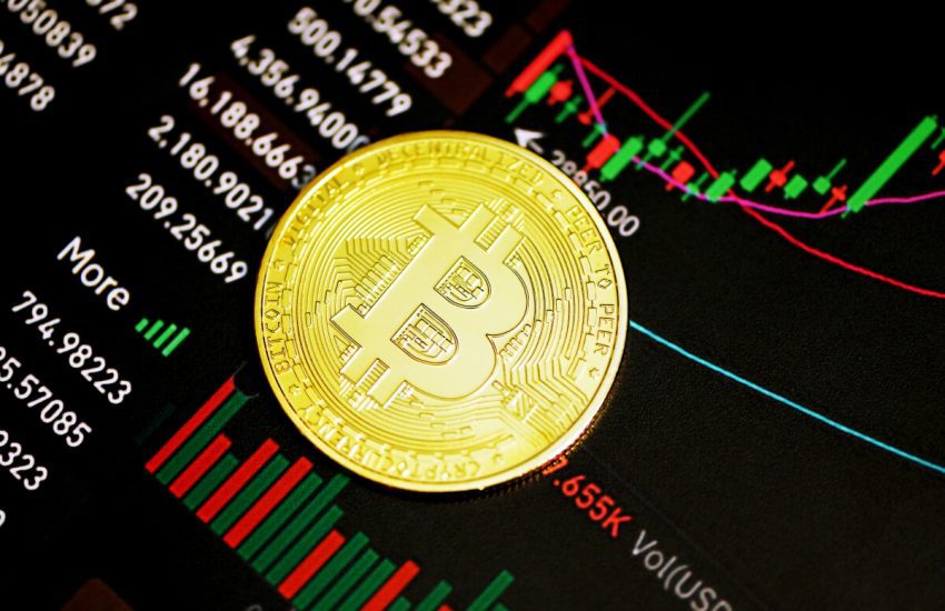 ¿Bitcoin Cash llegará a cero?  El precio del BCH se desploma un 7,7% a medida que la nueva startup de Bitcoin supera los $300.000