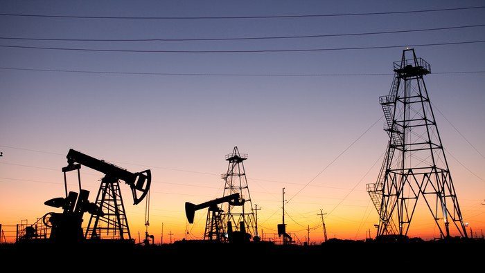 Oil Price Forecast: Oil Eyes Continued Recovery but Market Participants Remain Cautious