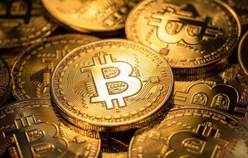 Bitcoin-BTC-gold-coin-pile