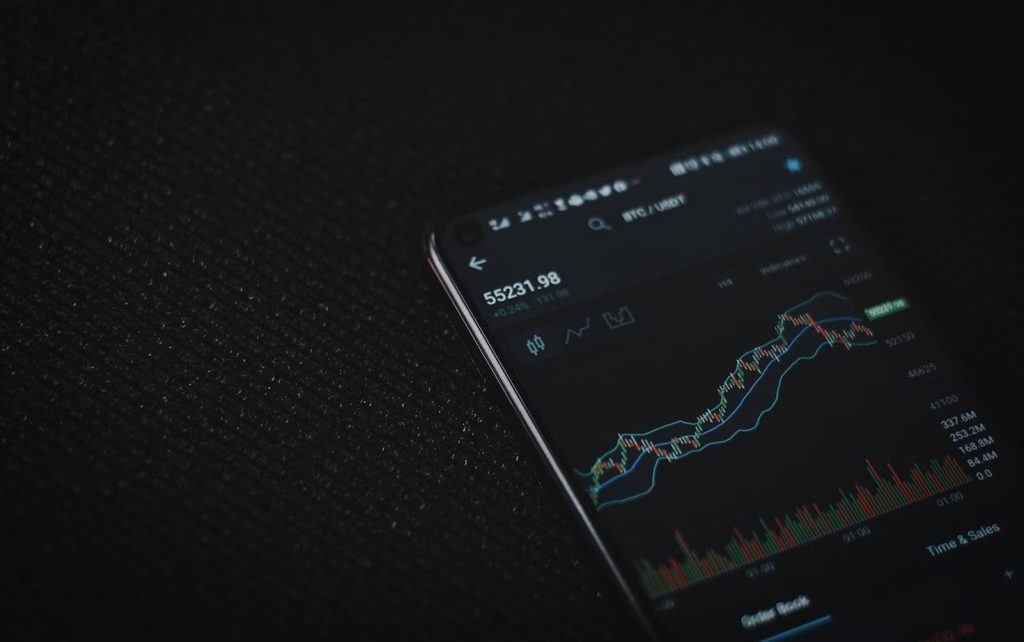 Toncoin se mantiene fuerte con una capitalización de mercado de 13,1 mil millones de dólares, Binance Coin tiene dificultades y BlockDAG logra un avance de preventa de 73 millones de dólares 