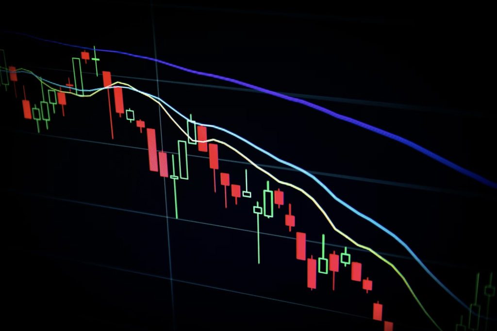 El lanzamiento de la red de pruebas de BlockDAG genera una demanda masiva de monedas BDAG: el precio de Ethereum Classic sube mientras que Render enfrenta resistencia