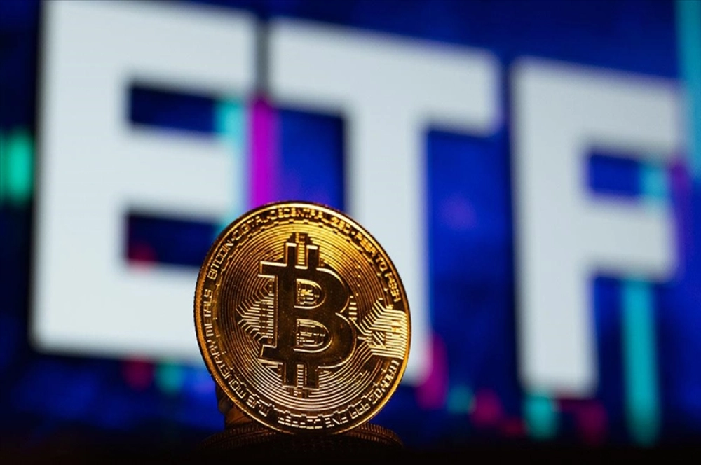 Facebook e Instagram se abren a las criptomonedas: ¡el movimiento ETF de Bitcoin ya está aquí!