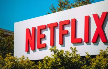 Acciones de Netflix (NFLX): la reestructuración de la junta directiva ve a Jay Hoag suceder a Hastings como presidente