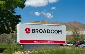 Las acciones de Broadcom (AVGO) alcanzan un cierre récord antes de las ganancias del miércoles: ¿es hora de comprar?